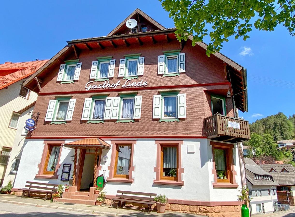 Schwarzwaldgasthaus Linde Schramberg Εξωτερικό φωτογραφία